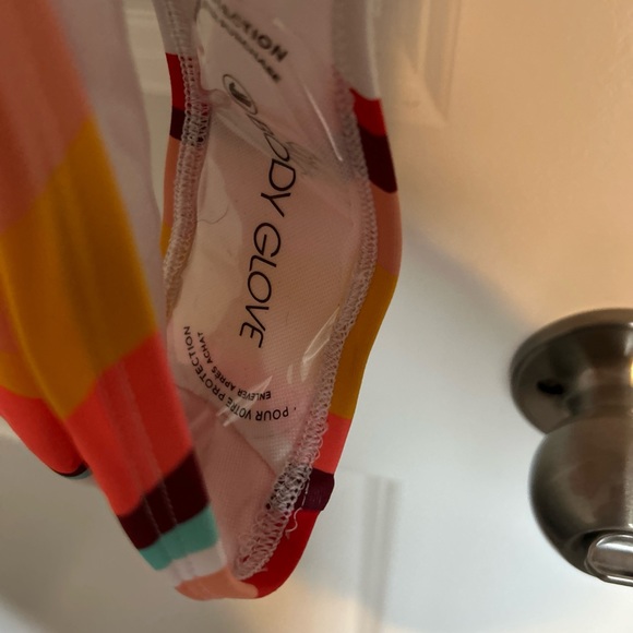 Body Glove Swimsuit Womens XL Multi-color Striped Electra Cheeky NWT Sangria - Picture 6 of 7